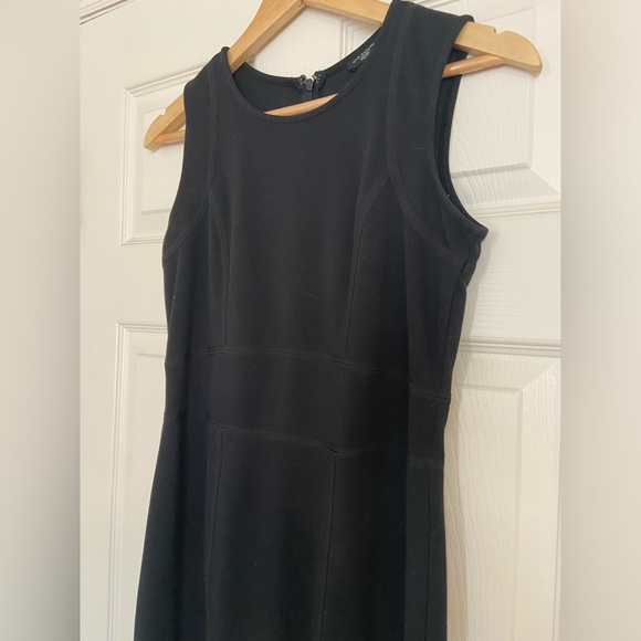 Ann Taylor 4 petite black sleeveless classic dress - Picture 2 of 7